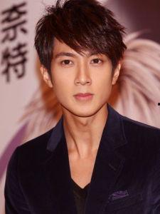 吴尊早期爆料视频大全,揭秘星途背后的故事与成长  第1张